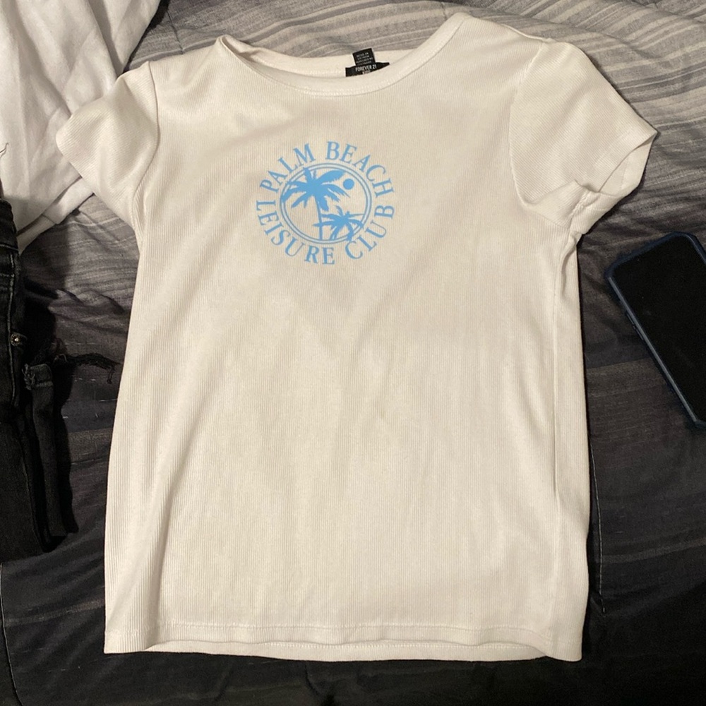 Cute forever 21 shirt